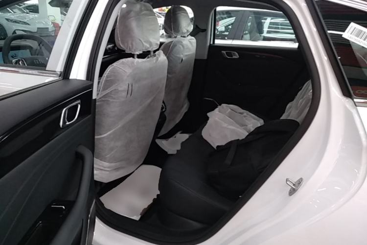 Used Geely Galaxy Stellar 6 2026 Model 125km Long-range Edition Left Rear Seat
