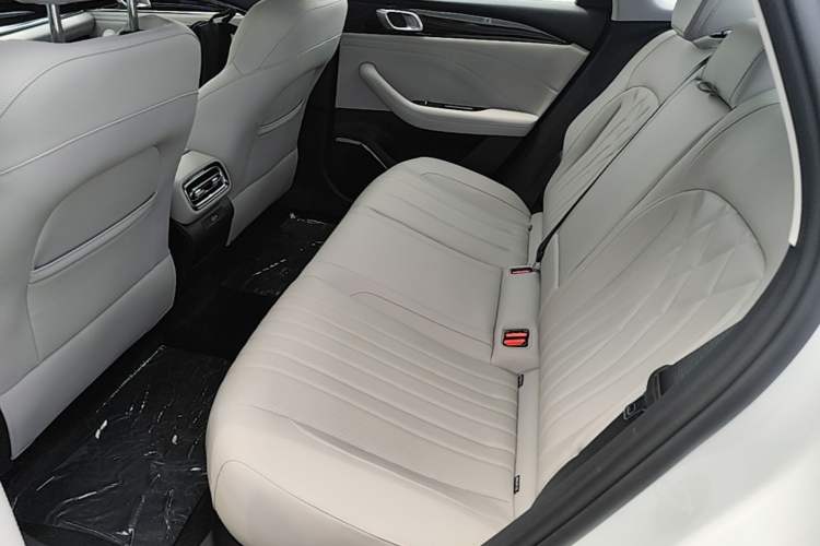 Used Geely Galaxy Stellar 6 2026 Model 60km Exploration Edition Left Rear Seat