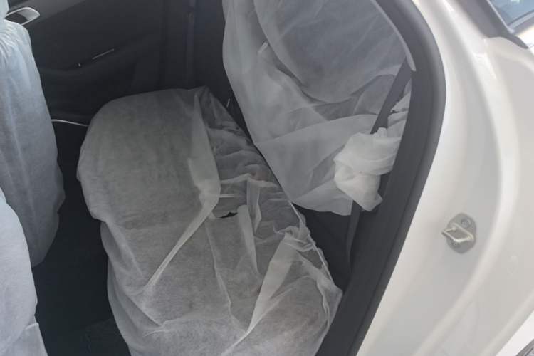Used Geely Galaxy Stellar 6 2026 Model 125km Free-Style Edition Left Rear Seat