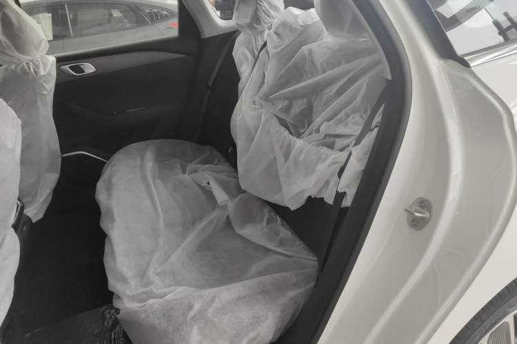 Used Geely Galaxy Stellar 6 2026 Model 125km Free-Style Edition Left Rear Seat