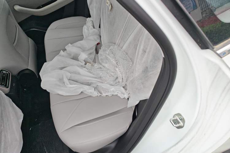 Used Geely Galaxy Stellar 6 2026 Model 125km Long-range Edition Left Rear Seat
