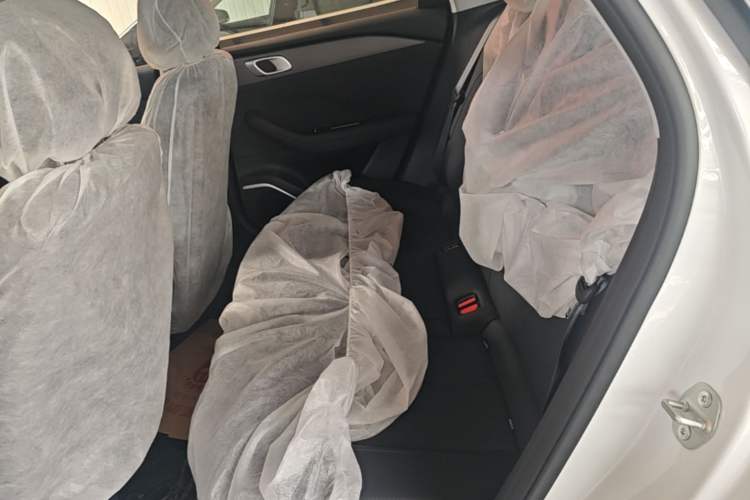 Used Geely Galaxy Stellar 6 2026 Model 60km Free-Style Edition Left Rear Seat