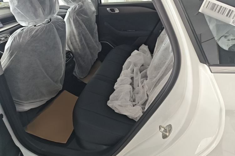 Used Geely Galaxy Stellar 6 2026 Model 60km Sailing Edition Left Rear Seat