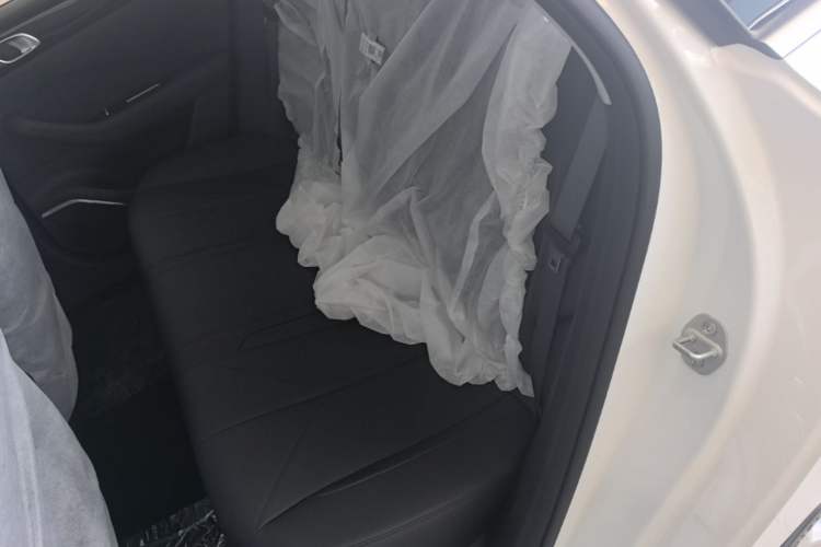 Used Geely Galaxy Stellar 6 2026 Model 125km Long-range Edition Left Rear Seat