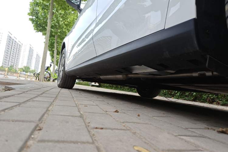 Used Geely Galaxy Stellar 6 2026 Model 60km Sailing Edition Left Side Sill