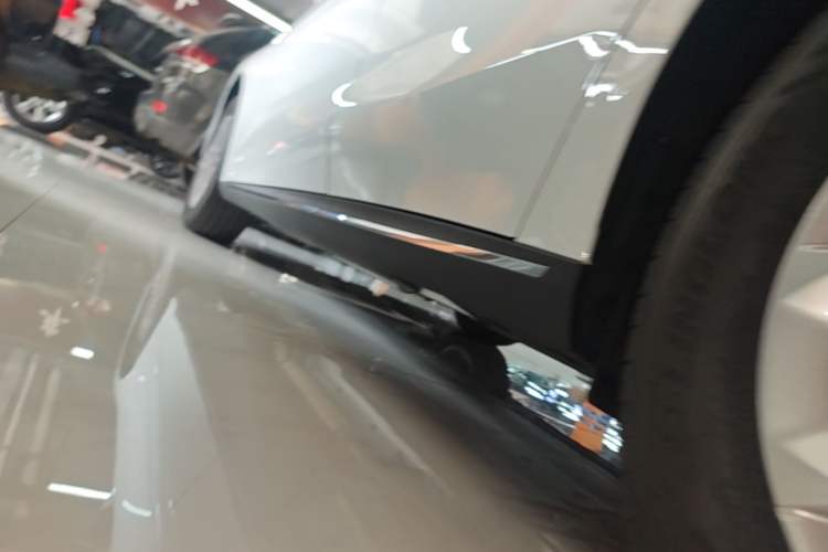 Used Geely Galaxy Stellar 6 2026 Model 125km Long-range Edition Left Side Sill
