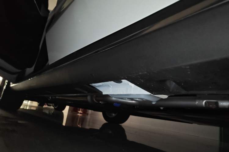 Used Geely Galaxy Stellar 6 2026 Model 60km Exploration Edition Left Side Sill