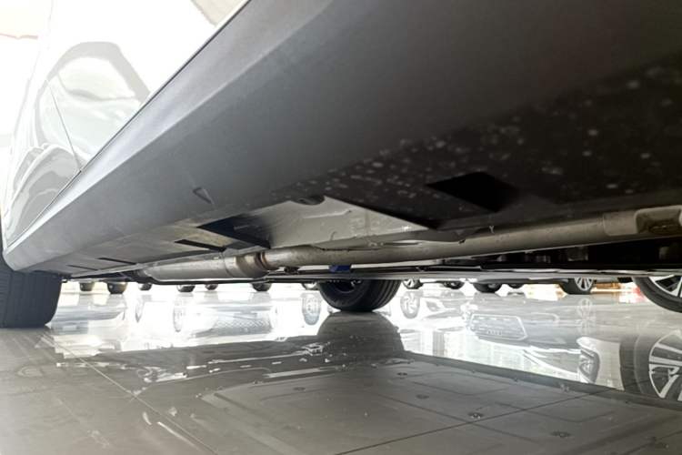 Used Geely Galaxy Stellar 6 2026 Model 125km Free-Style Edition Left Side Sill