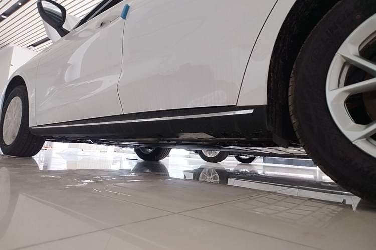 Used Geely Galaxy Stellar 6 2026 Model 125km Long-range Edition Left Side Sill