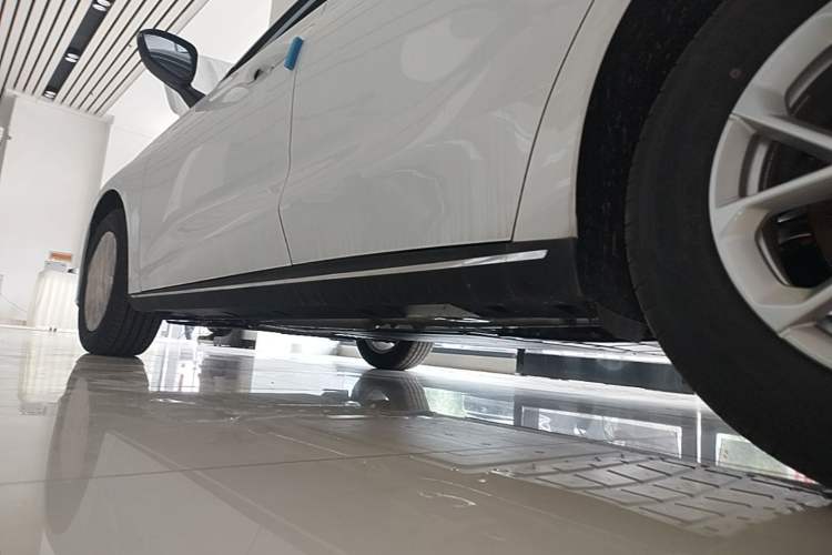 Used Geely Galaxy Stellar 6 2026 Model 125km Long-range Edition Left Side Sill