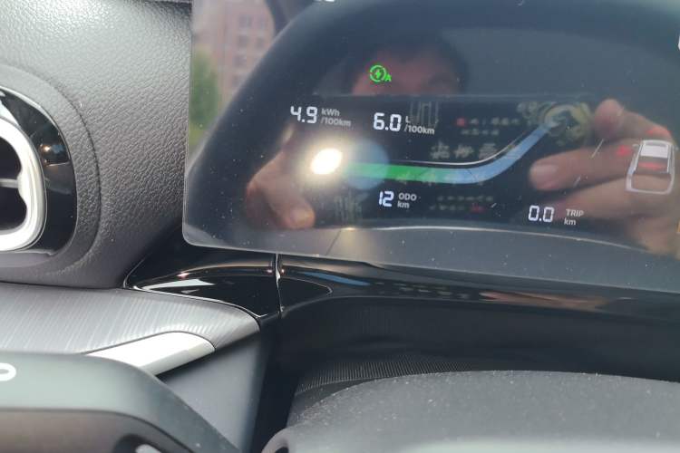 Used Geely Galaxy Stellar 6 2026 Model 125km Free-Style Edition Odometer Close Up