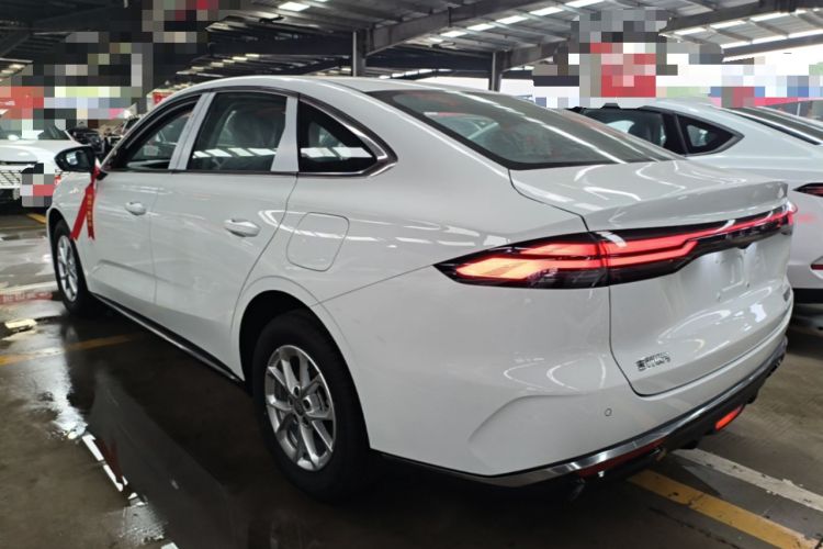Used Geely Galaxy Stellar 6 2026 Model 125km Long-range Edition Rear Left 45 Deg