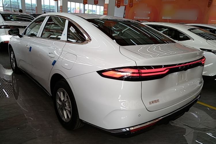 Used Geely Galaxy Stellar 6 2026 Model 125km Long-range Edition Rear Left 45 Deg