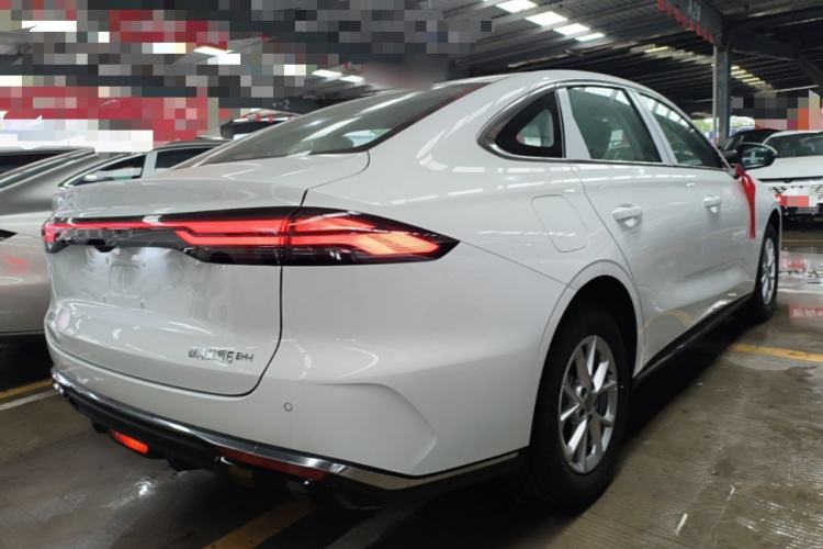Used Geely Galaxy Stellar 6 2026 Model 125km Long-range Edition Rear Right 45 Deg