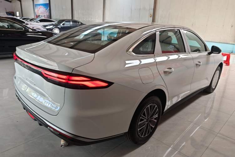 Used Geely Galaxy Stellar 6 2026 Model 60km Free-Style Edition Rear Right 45 Deg