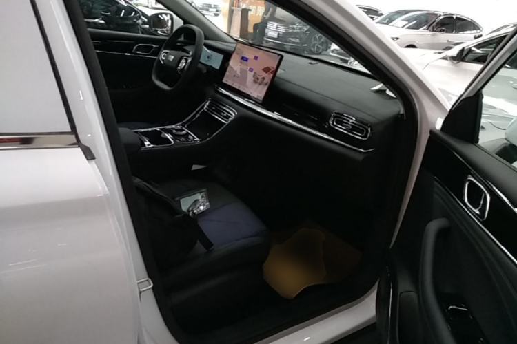 Used Geely Galaxy Stellar 6 2026 Model 125km Long-range Edition Right Front Seat