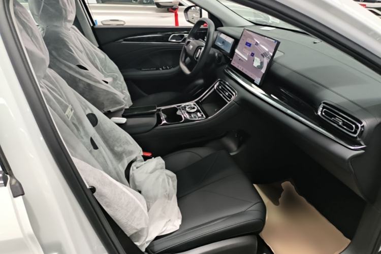 Used Geely Galaxy Stellar 6 2026 Model 125km Long-range Edition Right Front Seat