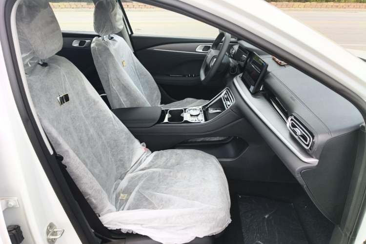 Used Geely Galaxy Stellar 6 2026 Model 125km Free-Style Edition Right Front Seat