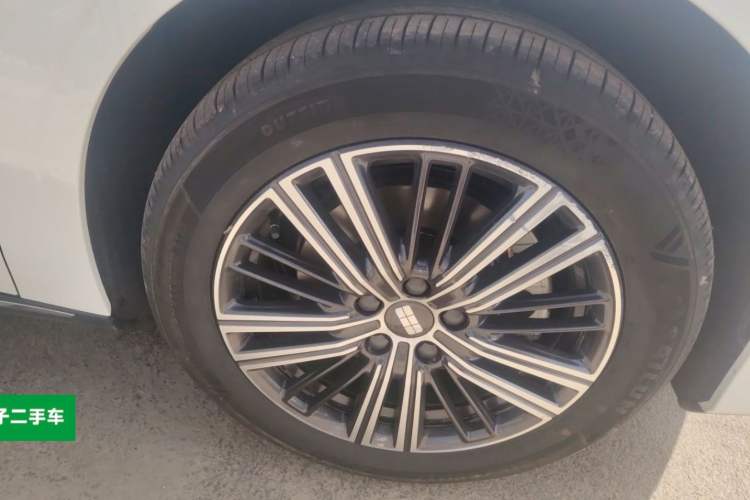 Used Geely Galaxy Stellar 6 2026 Model 125km Exploration+ Edition Right Front Wheel Hub