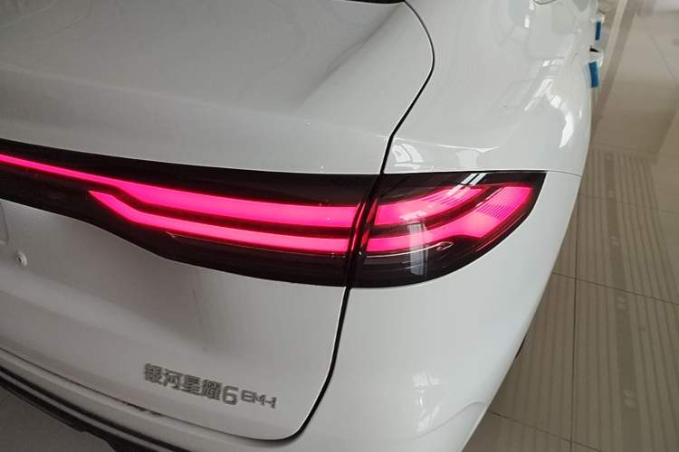 Used Geely Galaxy Stellar 6 2026 Model 125km Long-range Edition Right Rear Taillight