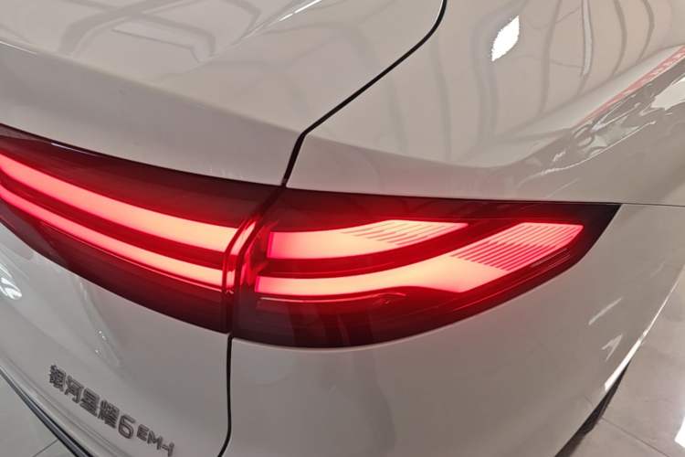 Used Geely Galaxy Stellar 6 2026 Model 60km Free-Style Edition Right Rear Taillight