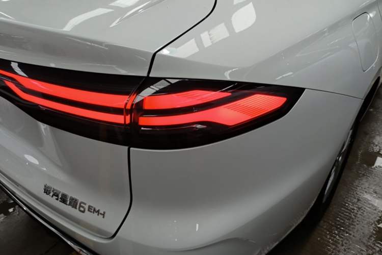 Used Geely Galaxy Stellar 6 2026 Model 125km Long-range Edition Right Rear Taillight