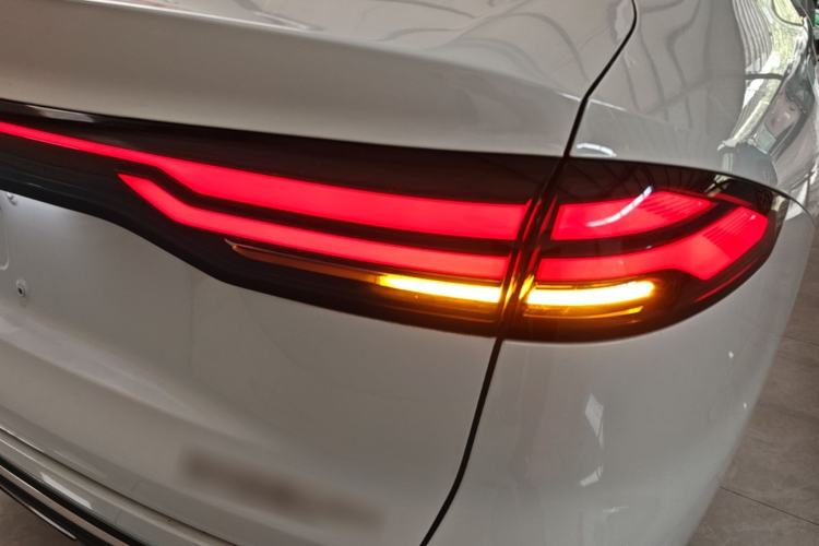 Used Geely Galaxy Stellar 6 2026 Model 125km Long-range Edition Right Rear Taillight