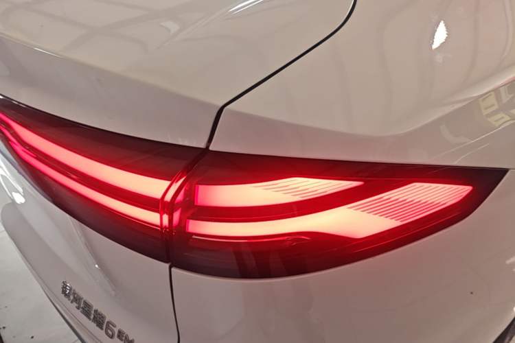 Used Geely Galaxy Stellar 6 2026 Model 60km Free-Style Edition Right Rear Taillight