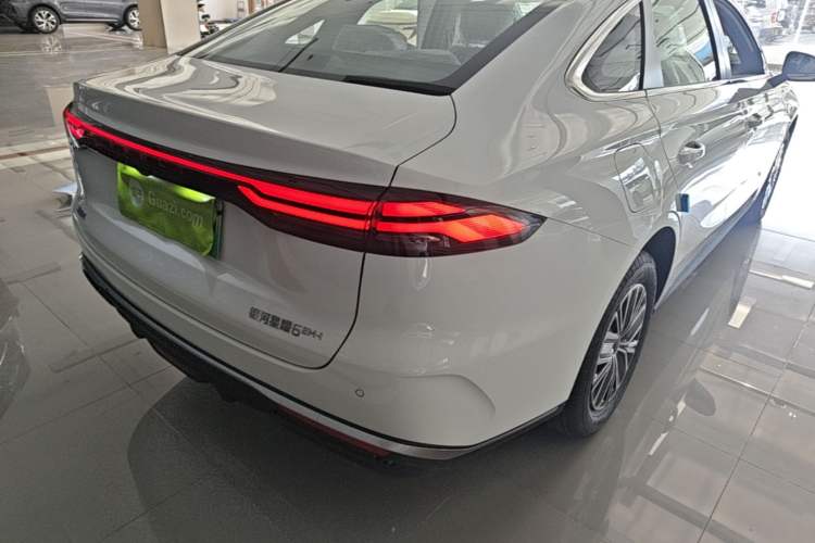 Used Geely Galaxy Stellar 6 2026 Model 60km Sailing Edition Right Rear Taillight