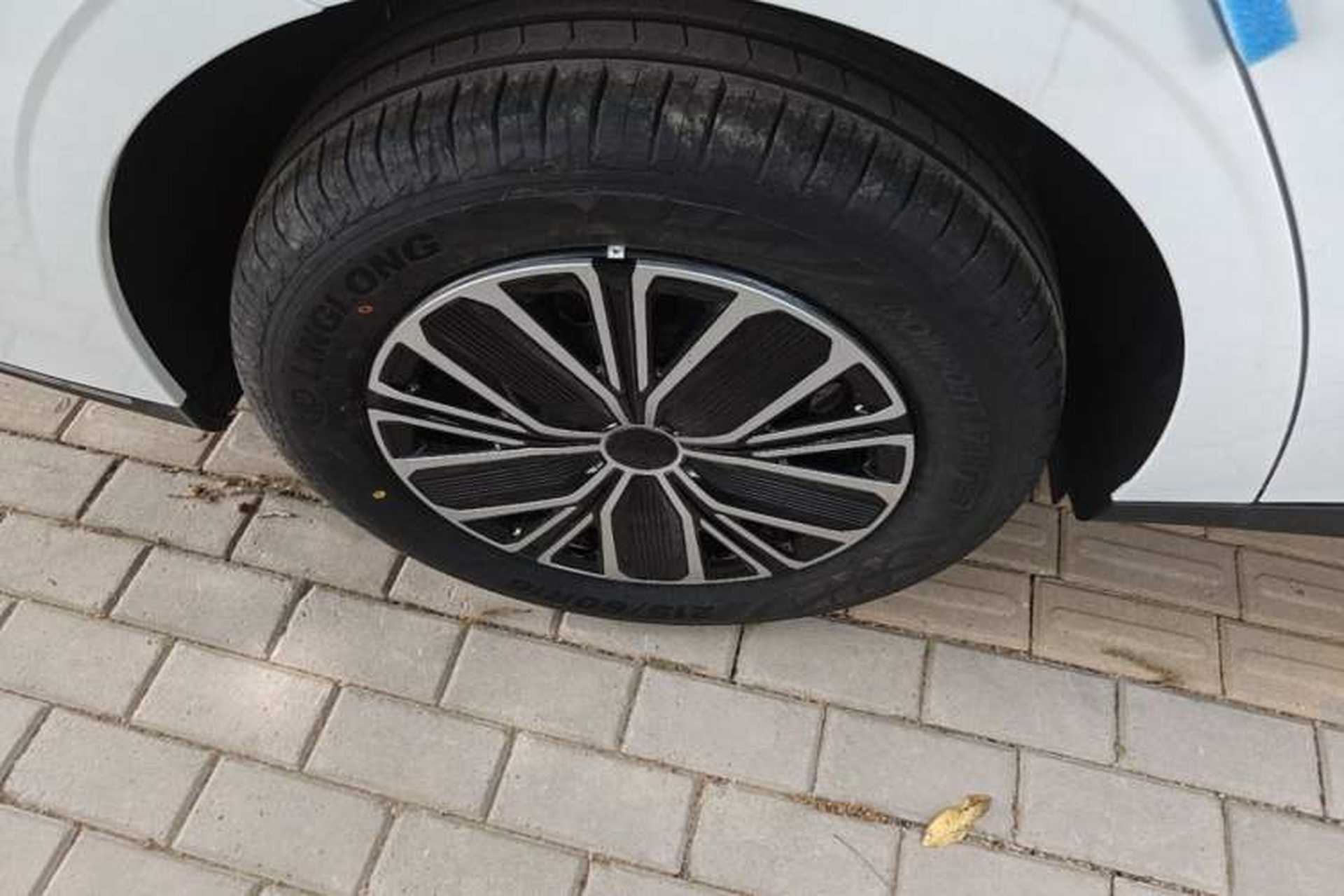 Used Geely Galaxy Stellar 6 2026 Model 60km Sailing Edition Right Rear Wheel Hub