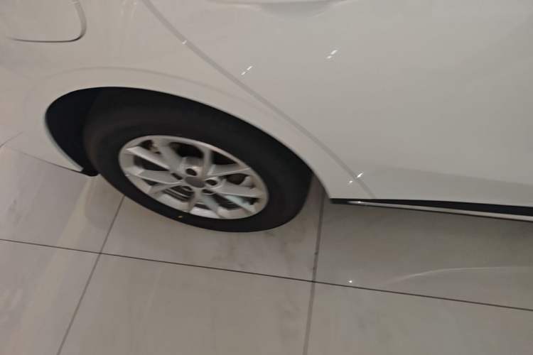 Used Geely Galaxy Stellar 6 2026 Model 125km Long-range Edition Right Rear Wheel Hub