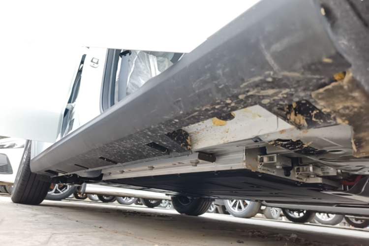 Used Geely Galaxy Stellar 6 2026 Model 125km Free-Style Edition Right Side Sill