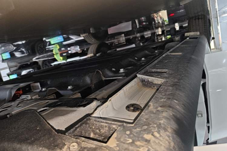 Used Geely Galaxy Stellar 6 2026 Model 60km Sailing Edition Right Side Sill