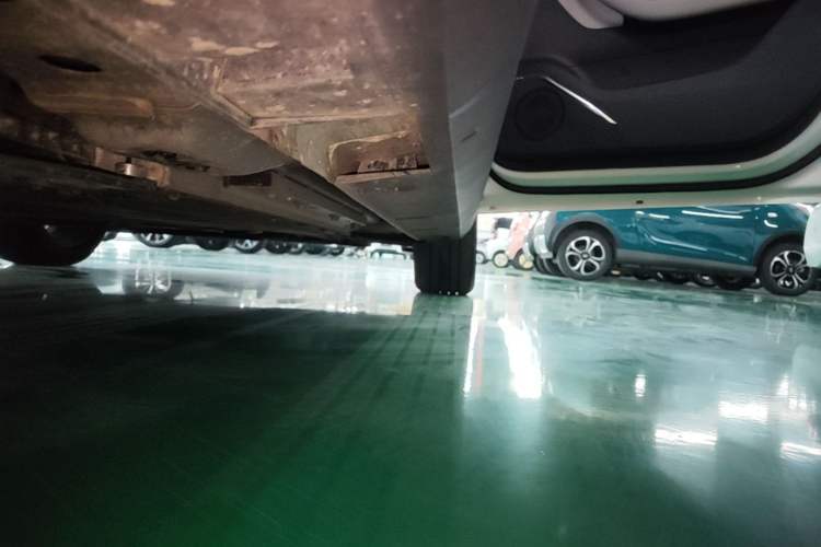 Used Geely Galaxy Stellar 6 2026 Model 125km Exploration+ Edition Right Side Sill