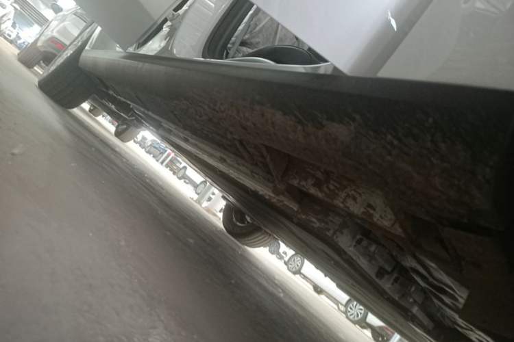 Used Geely Galaxy Stellar 6 2026 Model 125km Free-Style Edition Right Side Sill