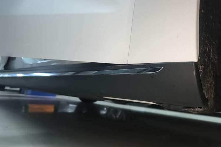 Used Geely Galaxy Stellar 6 2026 Model 60km Exploration Edition Right Side Sill