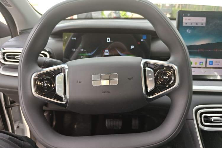 Used Geely Galaxy Stellar 6 2026 Model 60km Sailing Edition Steering Wheel