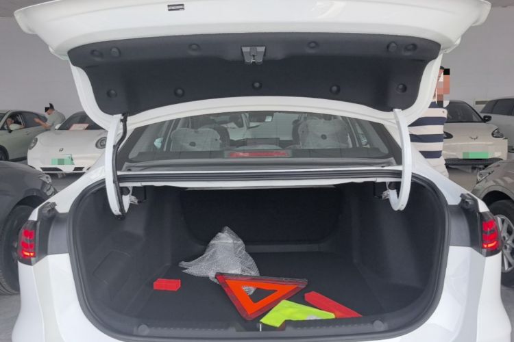 Used Geely Galaxy Stellar 6 2026 Model 125km Long-range Edition Trunk