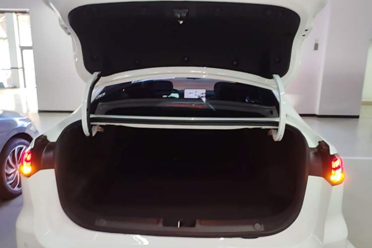 Used Geely Galaxy Stellar 6 2026 Model 125km Exploration+ Edition Trunk