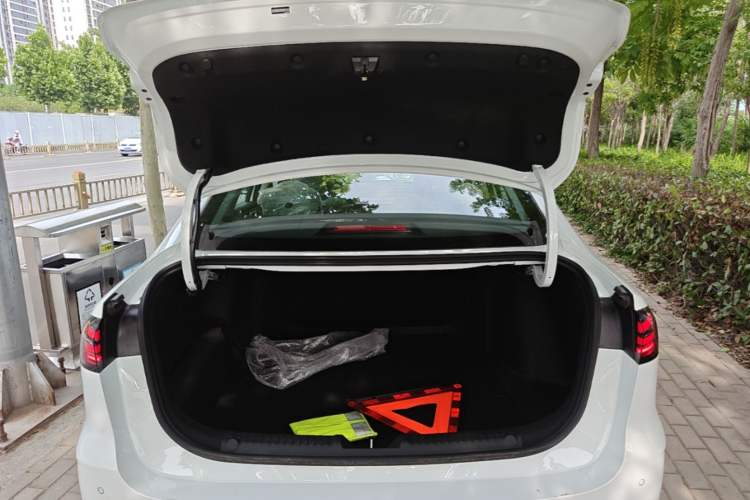 Used Geely Galaxy Stellar 6 2026 Model 60km Sailing Edition Trunk