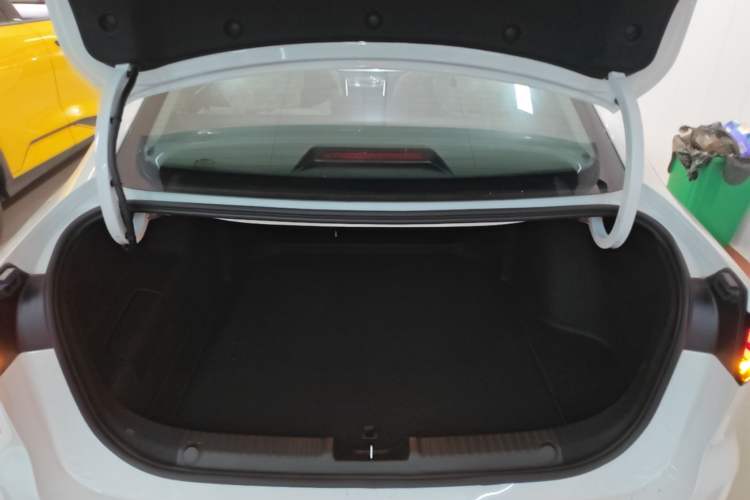 Used Geely Galaxy Stellar 6 2026 Model 60km Exploration Edition Trunk