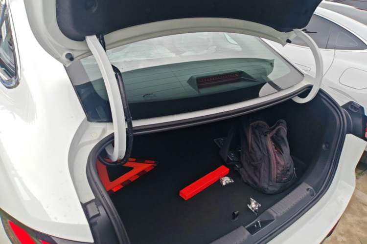 Used Geely Galaxy Stellar 6 2026 Model 125km Long-range Edition Trunk