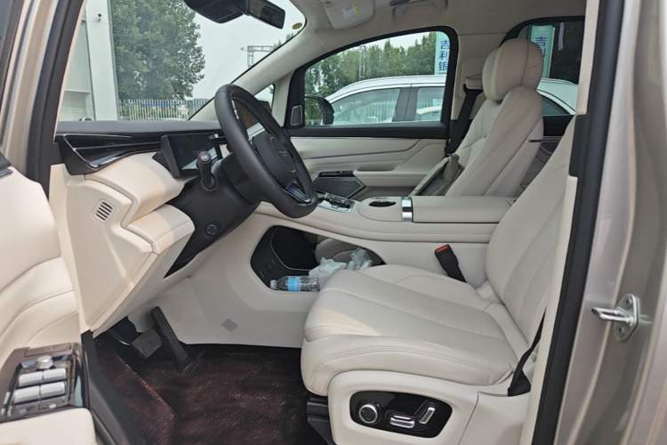 Used Geely Galaxy V900 2026 Model Jin Hui Collection Edition Left Front Seat