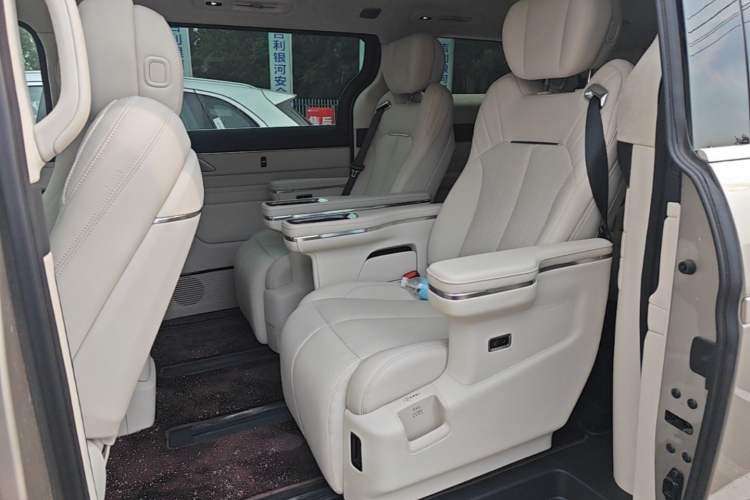 Used Geely Galaxy V900 2026 Model Jin Hui Collection Edition Left Rear Seat