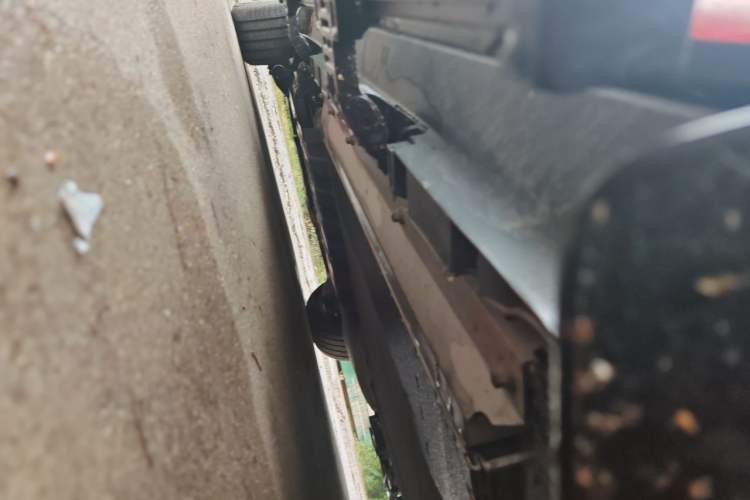 Used Geely Galaxy V900 2026 Model 1220 Four-Wheel Drive Max Edition Chassis Front Right