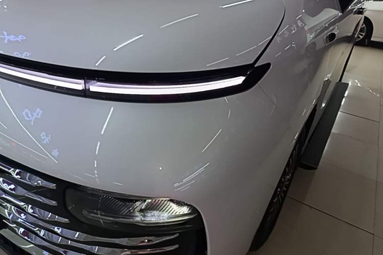 Used Geely Galaxy V900 2026 Model 1220 Four-Wheel Drive Max Edition Left Front Headlight
