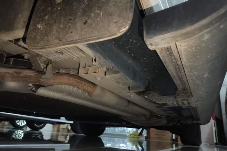 Used Geely Galaxy V900 2026 Model 1220 Four-Wheel Drive Max Edition Left Side Sill