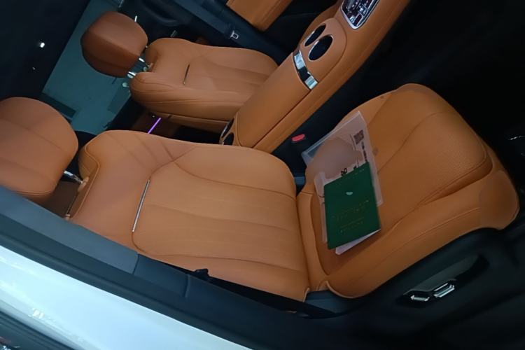 Used Geely Galaxy V900 2026 Model 1220 Four-Wheel Drive Max Edition Right Front Seat
