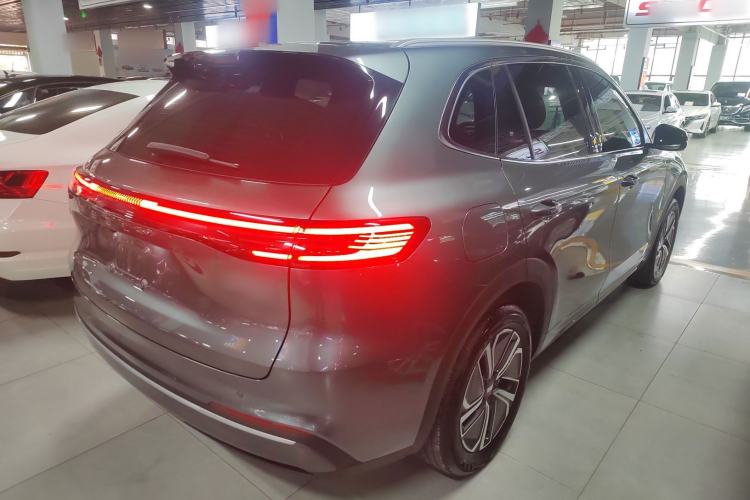 Used Geely Galaxy Xingjian 7 EM-i 2025 120km Launch+ Version Exterior 5