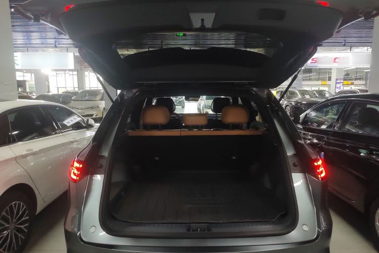 Used Geely Galaxy Xingjian 7 EM-i 2025 120km Launch+ Version Trunk
